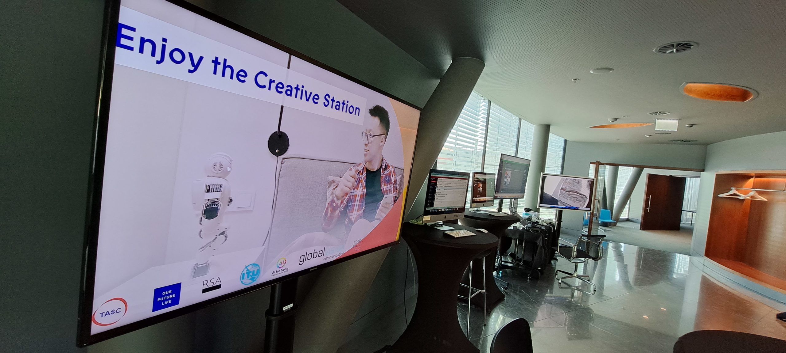 Artificial Intelligence creative station